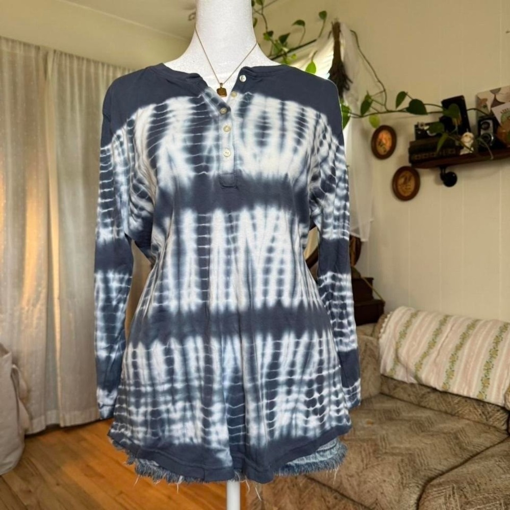 Chaps Womens Blue White Tie Dye Long Sleeve Henley Top Large Boho Shibori